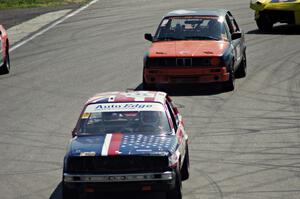 British American Racing 2 BMW 318i and North Loop Motorsports 1 BMW 325