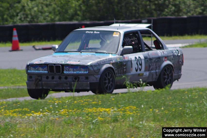 Chump Faces BMW 325is