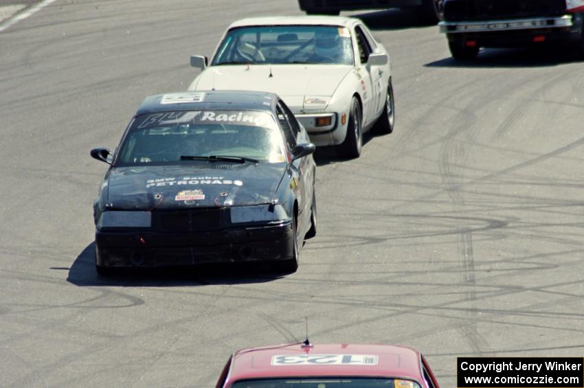 F1 1ab's (F1 Wannabees) BMW 325 and Team Fugu Porsche 924