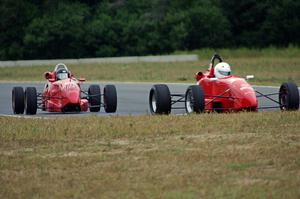 Glenn Rhoades's Mygale SJ-01 and Ethan Mackey's EuroSwift SC94T Formula Fords
