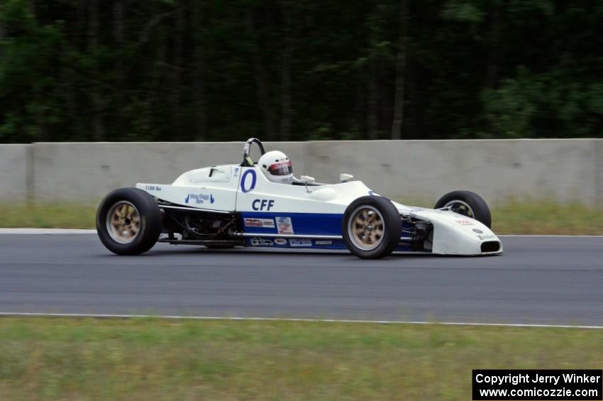 Alan Murray's Crossle 45F Formula Ford