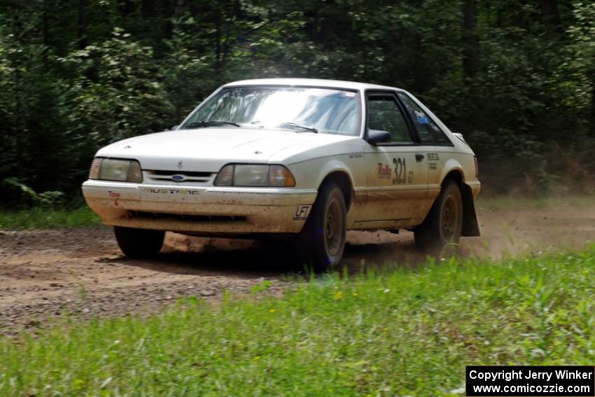 Bonnie Stoehr / Amanda Ingle Ford Mustang on SS1