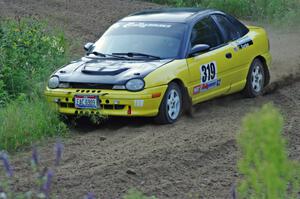 Chris Greenhouse / Chris Gordon in their Plymouth Neon on SS1