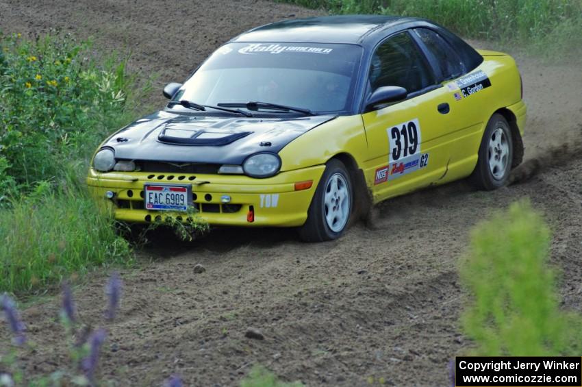 Chris Greenhouse / Chris Gordon in their Plymouth Neon on SS1