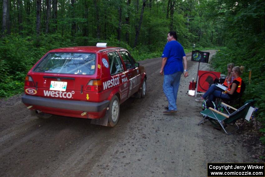 Daryn Chernick / Matt Conte, in their VW GTI, leave the start of SS3.