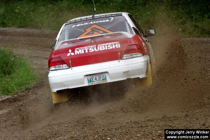 Jan Zedril / Jody Zedril in their Mitsubishi Lancer ES on SS7