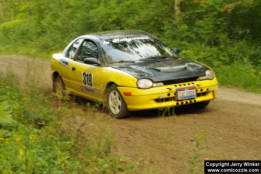 Chris Greenhouse / Chris Gordon in their Plymouth Neon on SS9