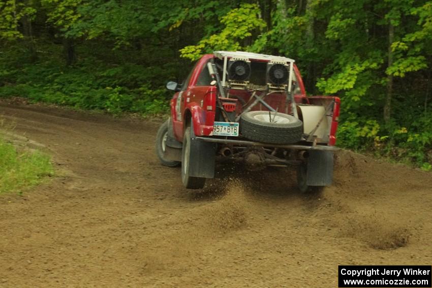 Jim Cox / Dan Drury in their Chevy S-10 on SS9