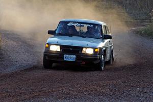 Curt Faigle / Rob Wright in their SAAB 900 Turbo on the practice stage