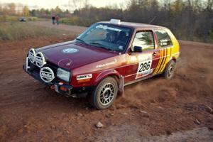 Sean Murphy / Ken Tsang VW GTI at a hairpin on the practice stage