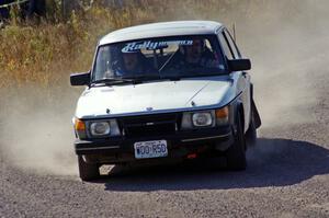 Curt Faigle / Rob Wright in their SAAB 900 Turbo on SS1 (Green Acres I)