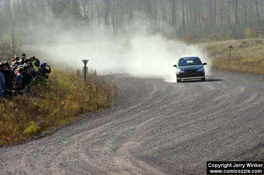 Pawel Dubina / Karol Dubina in their Ford Focus on SS1 (Green Acres I)