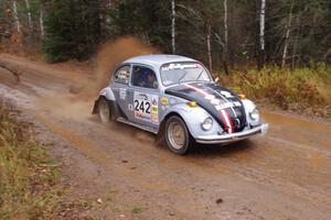 Mark Huebbe / John Huebbe in their VW Beetle near the finish of SS10 (Menge Creek 1)