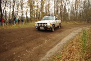 Steve Brockelman / Dustin Masters in their GMC Sonoma on SS16 (Arvon Tower 2)