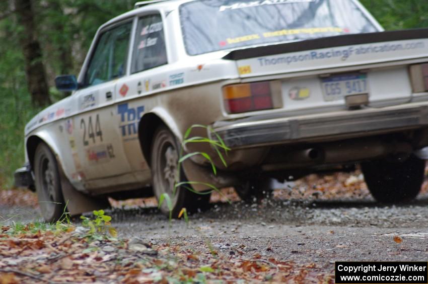 Chris Czyzio / Jeff Secor in their Volvo 242 on SS13 (Herman 1)