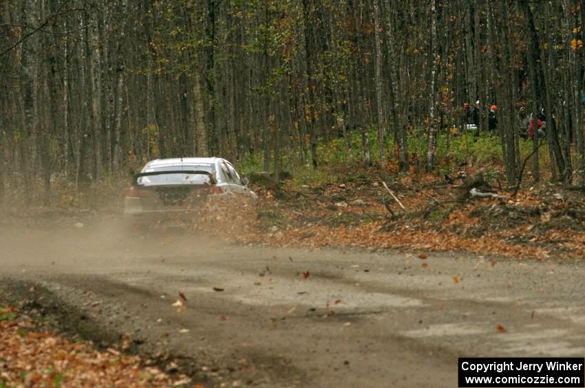 Vio Dobasu / Nathalie Richard in their Mitsubishi Lancer Evo X on SS16 (Arvon Tower 2)