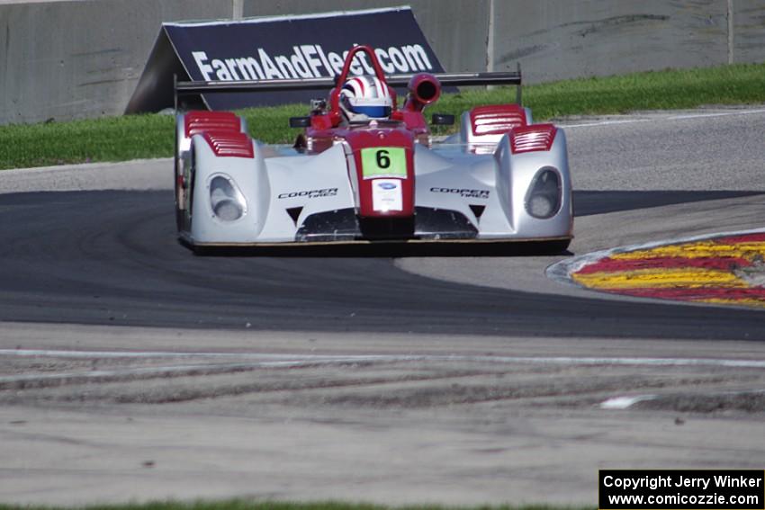 Daniel Goldburg's Panoz Élan DP-02