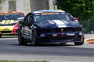 Ian James / Roger Miller Ford Mustang Boss 302R GT