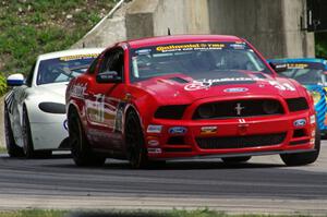 Joey Atterbury / Tim Bell Ford Mustang Boss 302R GT