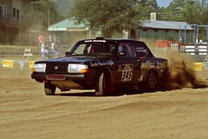 Thomas Liljequist / R. Anderson Volvo 240 on SS1, Fairgrounds.