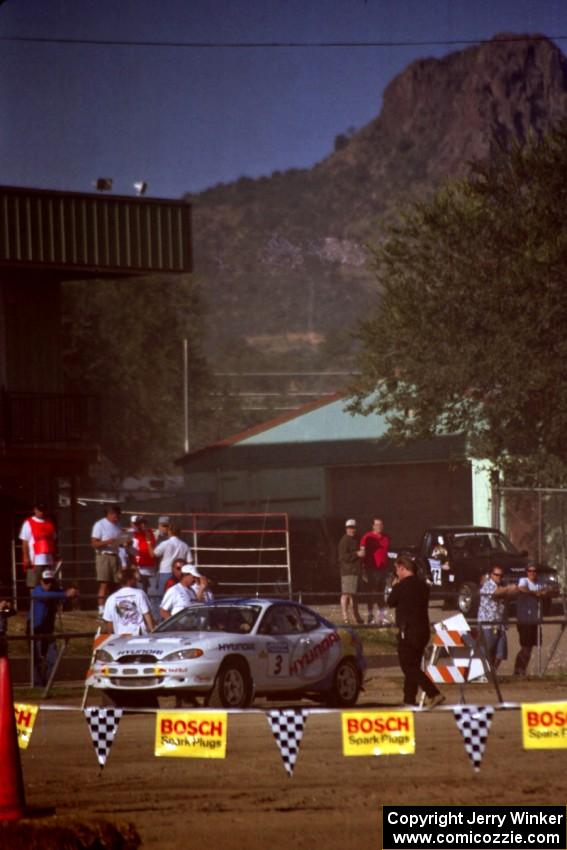 Paul Choiniere / Jeff Becker Hyundai Tiburon at the start of SS1, Fairgrounds.