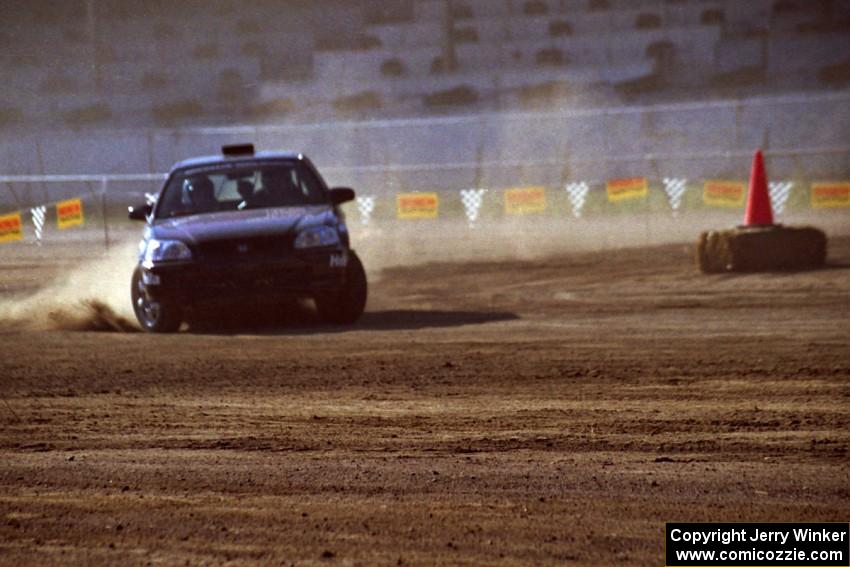 Bryan Hourt / Pete Cardimen Honda Civic on SS1, Fairgrounds.