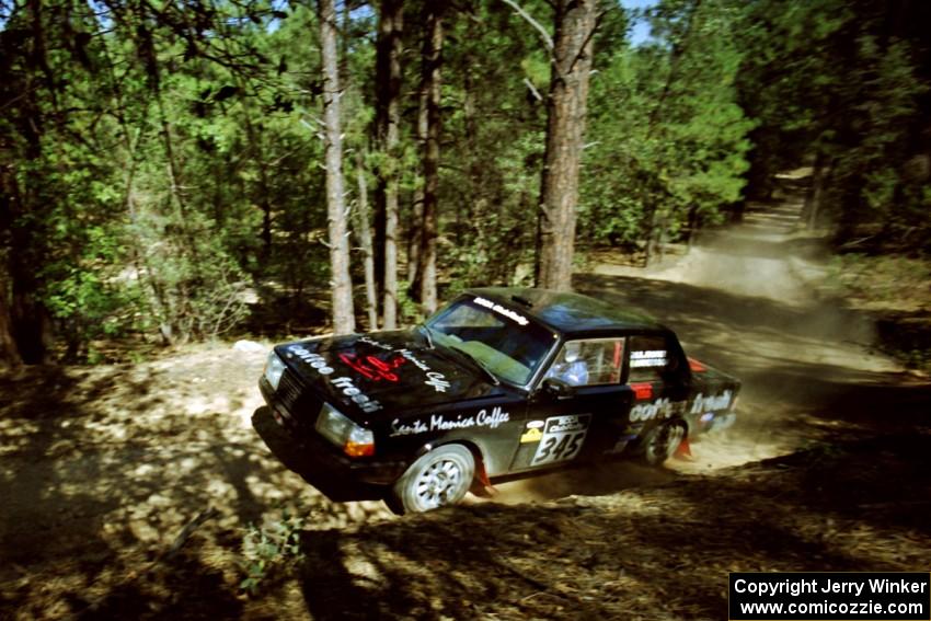 Thomas Liljequist / R. Anderson Volvo 240 on SS5, Mingus Mountain II.