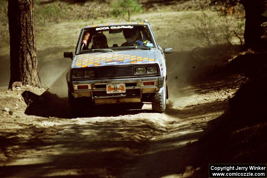 Mike Halley / Emily Burton-Weinman Dodge Ram 50 on SS5, Mingus Mountain II.