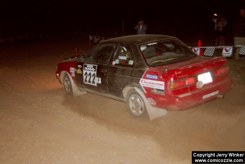 Bruce Tabor / Kevin Poirier Nissan Sentra SE-R at the spectator corner on SS9, Limestone II.