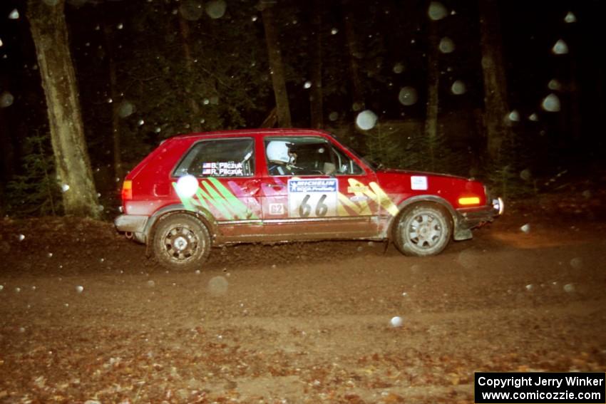 Richard Pilczuk / Brian Pilczuk VW GTI at speed on SS2, Bob Lake I.