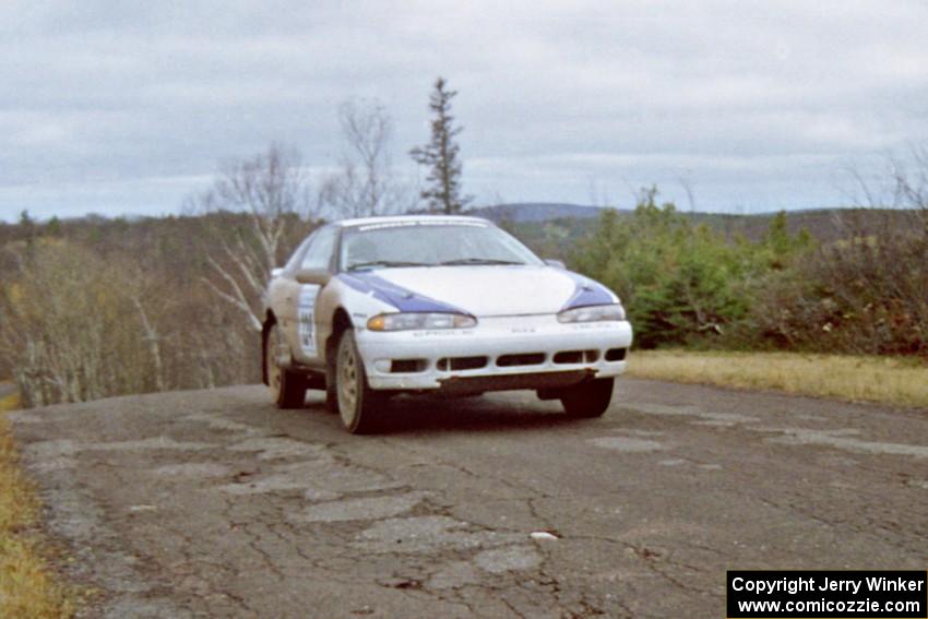 Carl Kieranen / Jerry Bruso Eagle Talon at the final yump on SS14, Brockway Mountain I.