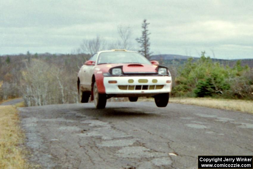 Miroslaw Babinski / Darek Bosek Toyota Celica All-Trac at the final yump on SS14, Brockway Mountain I.