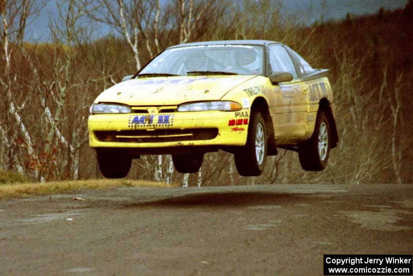 Steve Gingras / Bill Westrick Eagle Talon at the final yump on SS14, Brockway Mountain I.