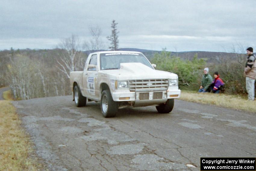 John Daubenmier / Stan Rosen Chevy S-10 at the final yump on SS15, Brockway Mountain II.