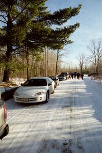 The line of cars at the Hungry 5 spectator location was long.