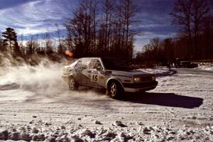 The Brad Hawkins / Adrian Wintle VW Jetta drifts past spectators on SS1, Hungry 5.