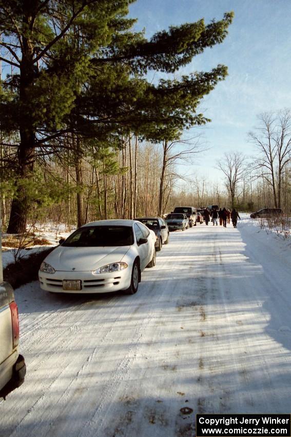 The line of cars at the Hungry 5 spectator location was long.