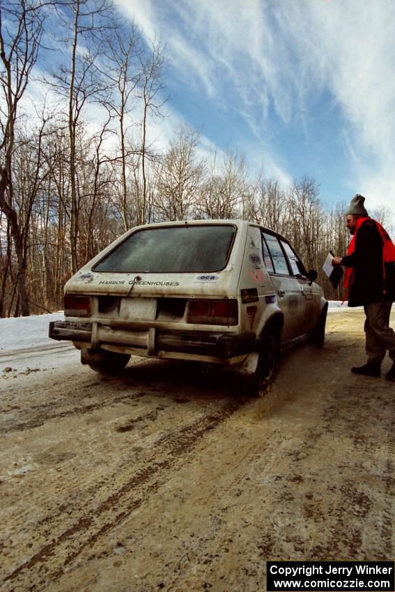 John Zoerner / John Shepski leave the start of SS5, Avery Lake I, in their Dodge Omni GLH-Turbo.