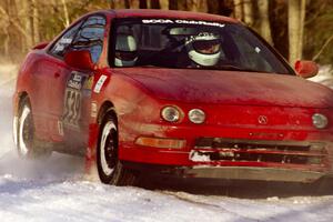 Ryan Brooks / Shanti Traskowski set up for the hairpin on SS7, Ranch II, in their Acura Integra.