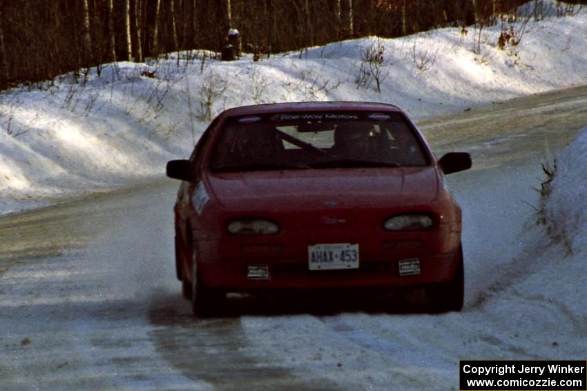 Jouni Pohjolainen / John Matikainen at speed on SS9, Avery Lake II, in their Nissan NX200 before sundown.