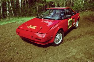 Randy Bailey / Will Perry drift their Toyota MR-2 through a sweeper on SS1, Indian Creek Rd.