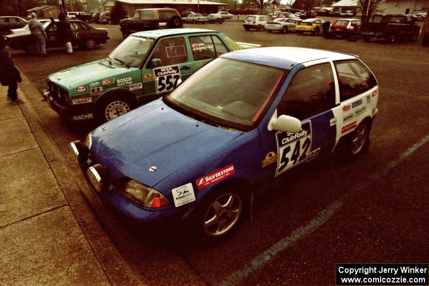 The Dan Moore / John Hopponen Suzuki Swift GTi and Damien Crane / John Adams-Graf VW Jetta before the event.