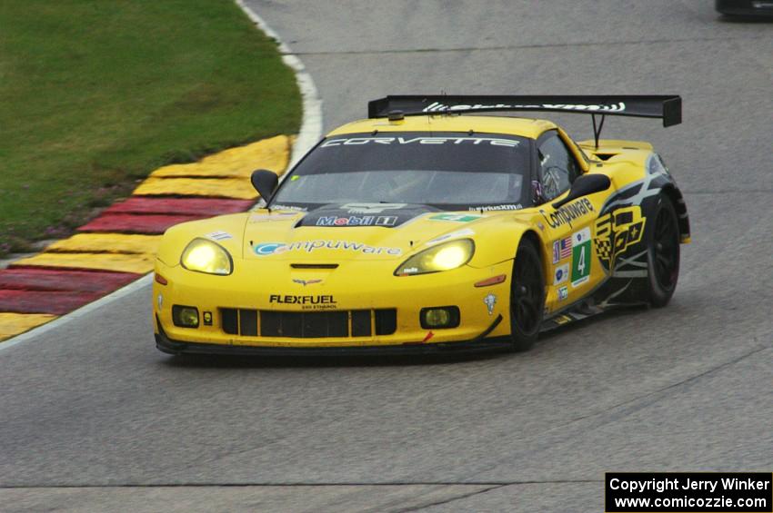 Tommy Milner / Oliver Gavin Chevy Corvette C6.R