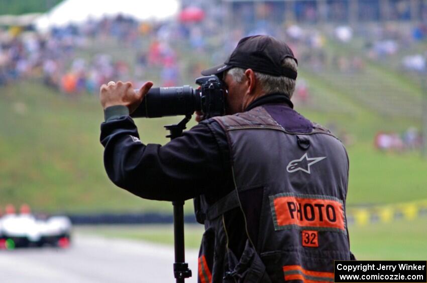 ALMS photographer Bob Chapman at work