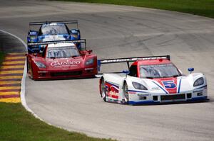 João Barbosa / Christian Fittipaldi Chevy Corvette DP (Coyote) and Jon Fogarty / Alex Gurney Chevy Corvette DP (Riley)