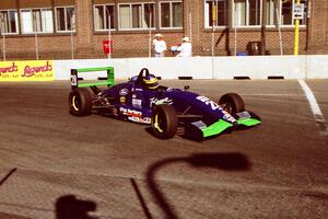 Jonathan Bottoms' Van Diemen RF98