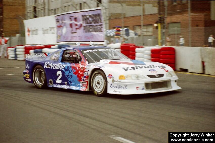 Brian Simo's Ford Mustang