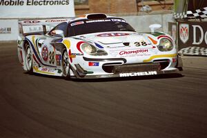 Thierry Boutsen / Bob Wollek Porsche 911 GT1