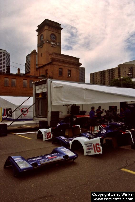 James Weaver / Butch Leitzinger Riley & Scott Mk. III/Ford in the paddock