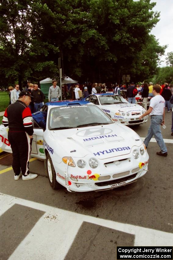 Paul Choiniere / Jeff Becker Hyundai Tiburon at parc expose before the rally.
